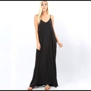 Maxi dress with pockets